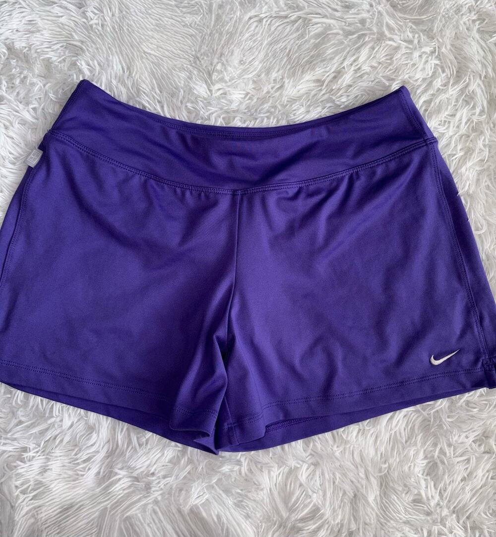 Nike Dri Fit Women’s M Purple Activewear Shorts. Great Pair & Condition